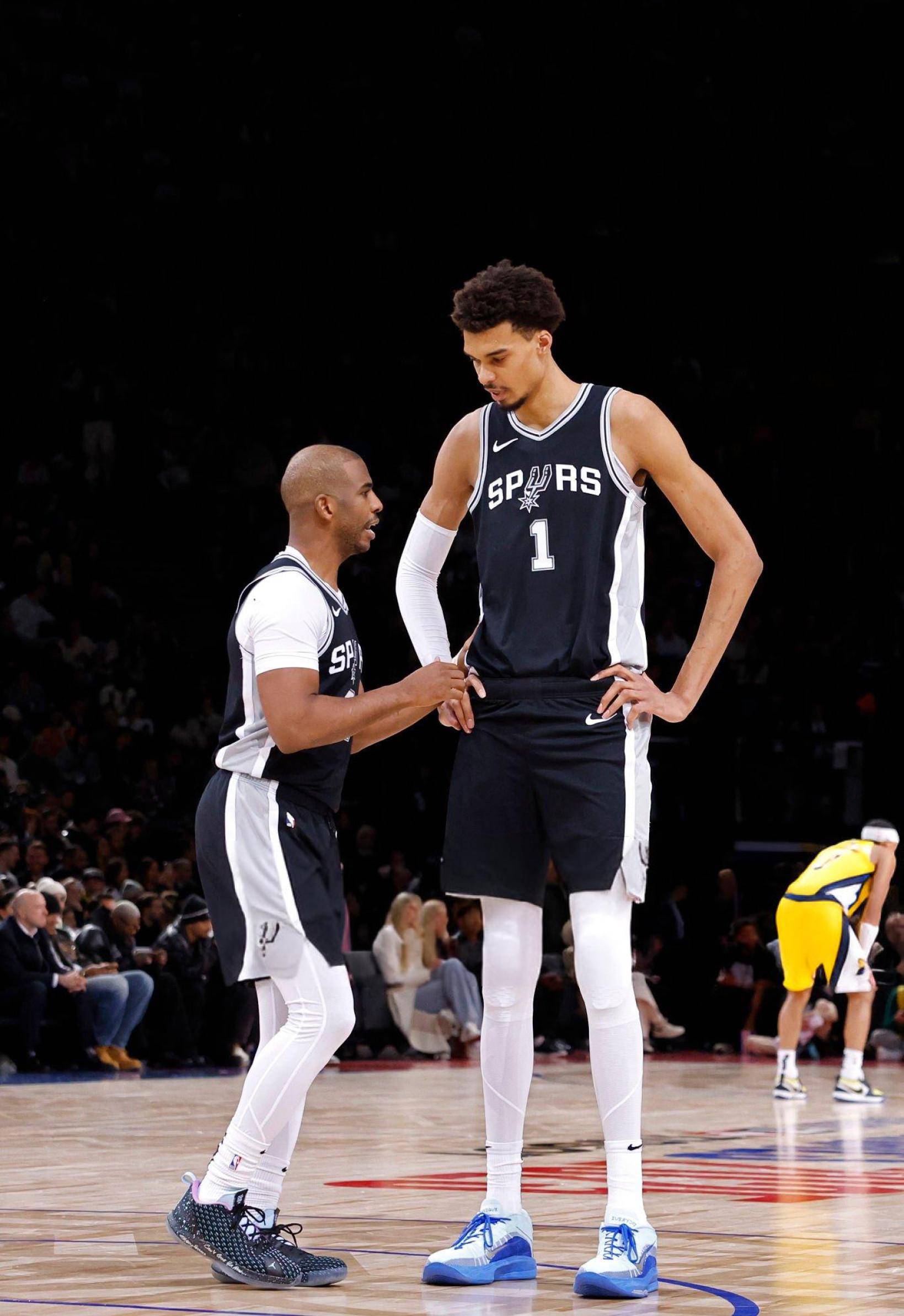 爱游戏链接 -包含巴黎圣日耳曼迎NBA常规赛关键赛，加时末段再遭质疑，底气十足，数据趋势出现新变化的词条